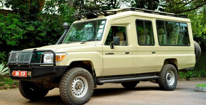 4x4 Car Rental with a driver for East Africa tours