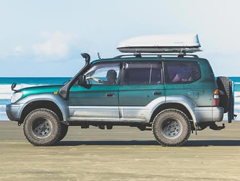 🚙 Budget Car Rental for Self-Drive Safaris in Tanzania